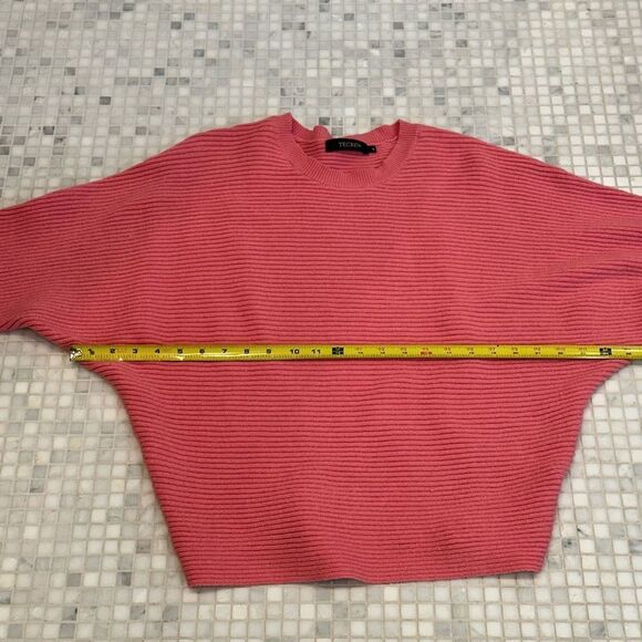 TECREW Women's Oversized Batwing Long Sleeve Pink Sweater - Picture 6 of 9